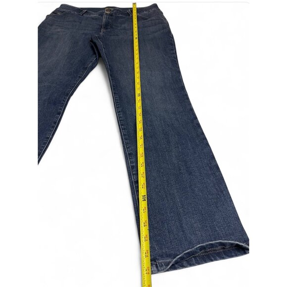 Lee Women's Size Flex Motion Regular Fit Straight Leg Jean Royal Chakra 16 - Picture 8 of 15